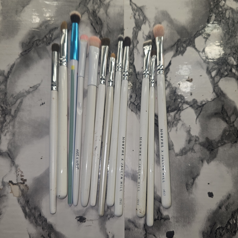 White Makeup Brush Set